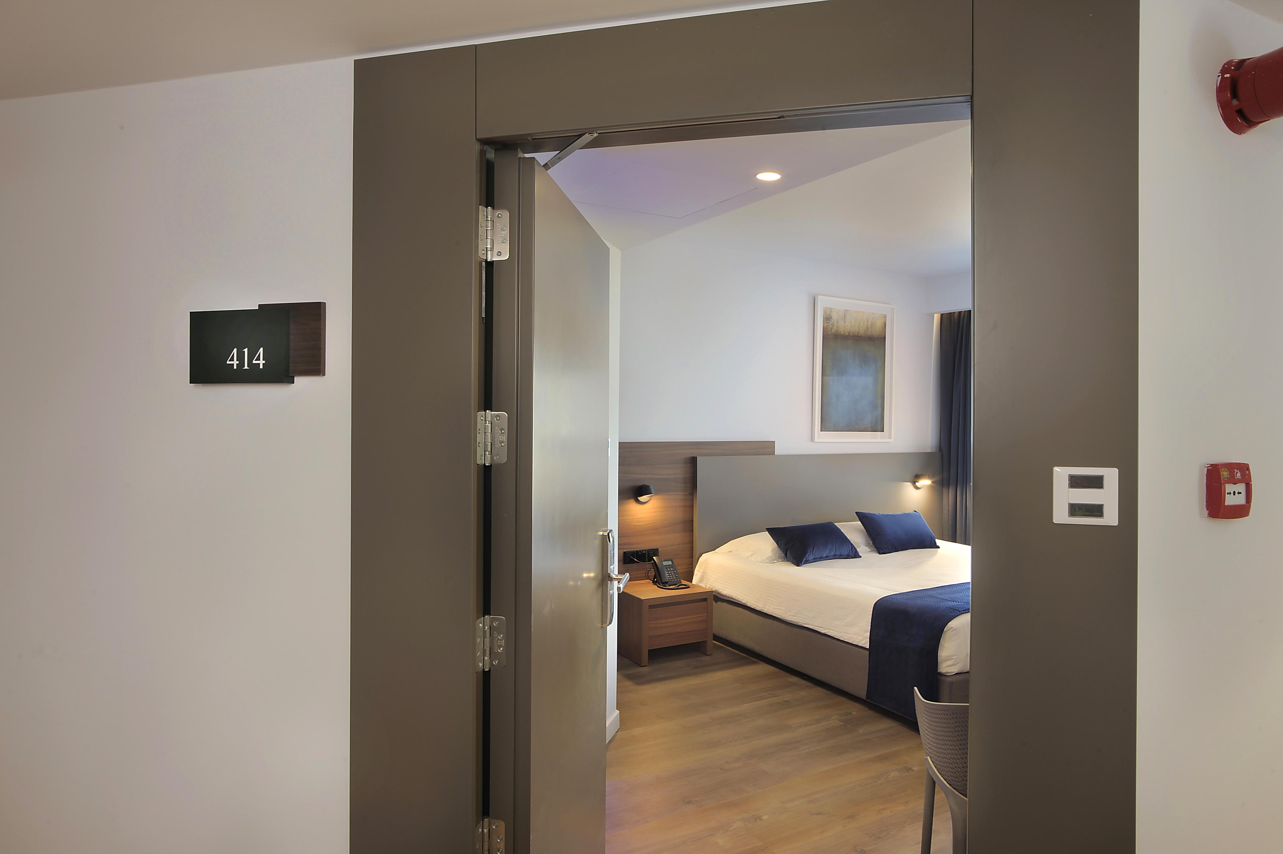 Okeanos Beach Boutique Hotel ไอยานาปา ภายนอก รูปภาพ