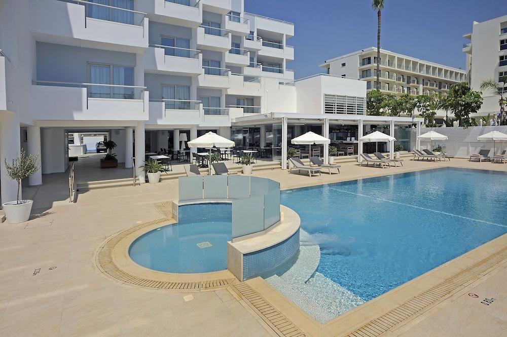 Okeanos Beach Boutique Hotel ไอยานาปา ภายนอก รูปภาพ