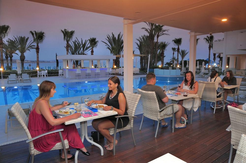 Okeanos Beach Boutique Hotel ไอยานาปา ภายนอก รูปภาพ