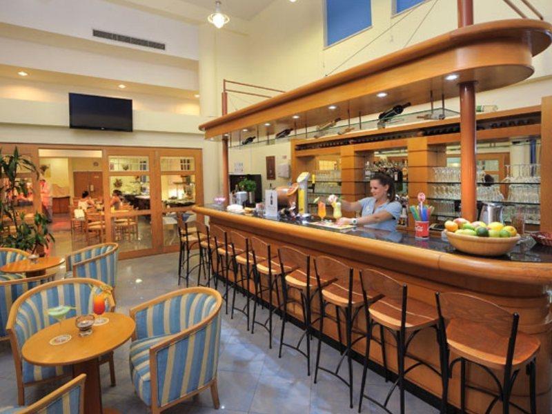 Okeanos Beach Boutique Hotel ไอยานาปา ภายนอก รูปภาพ